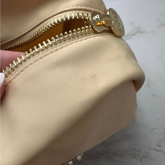 Stoney clover lane large pouch - Picture 5 of 5